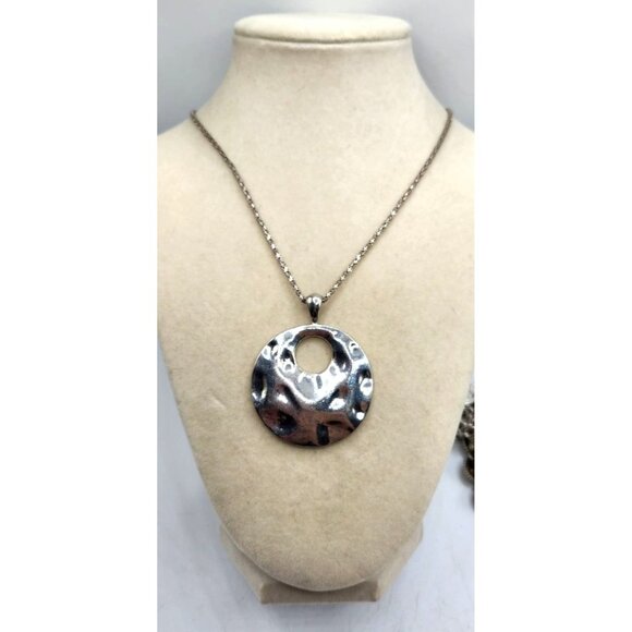 Silver Tone Circle Pendant With Hammered Look - Picture 2 of 2